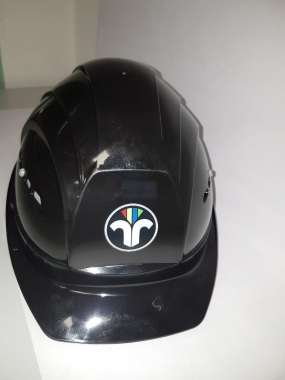 Schutzhelm schwarz mit Emblem